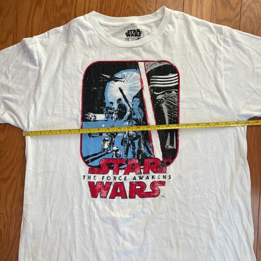 Star Wars The Force Awakens T-shirt XL - Picture 6 of 8